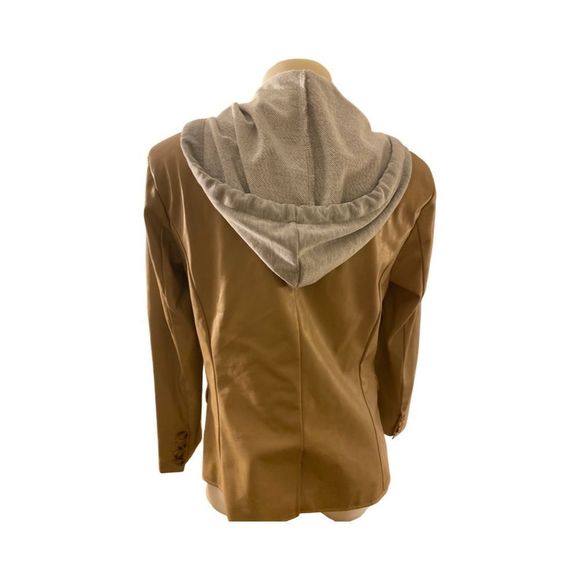 Evereve Vegan blazer -S tan , gray sweatshirt insert , NWT , - Picture 4 of 5